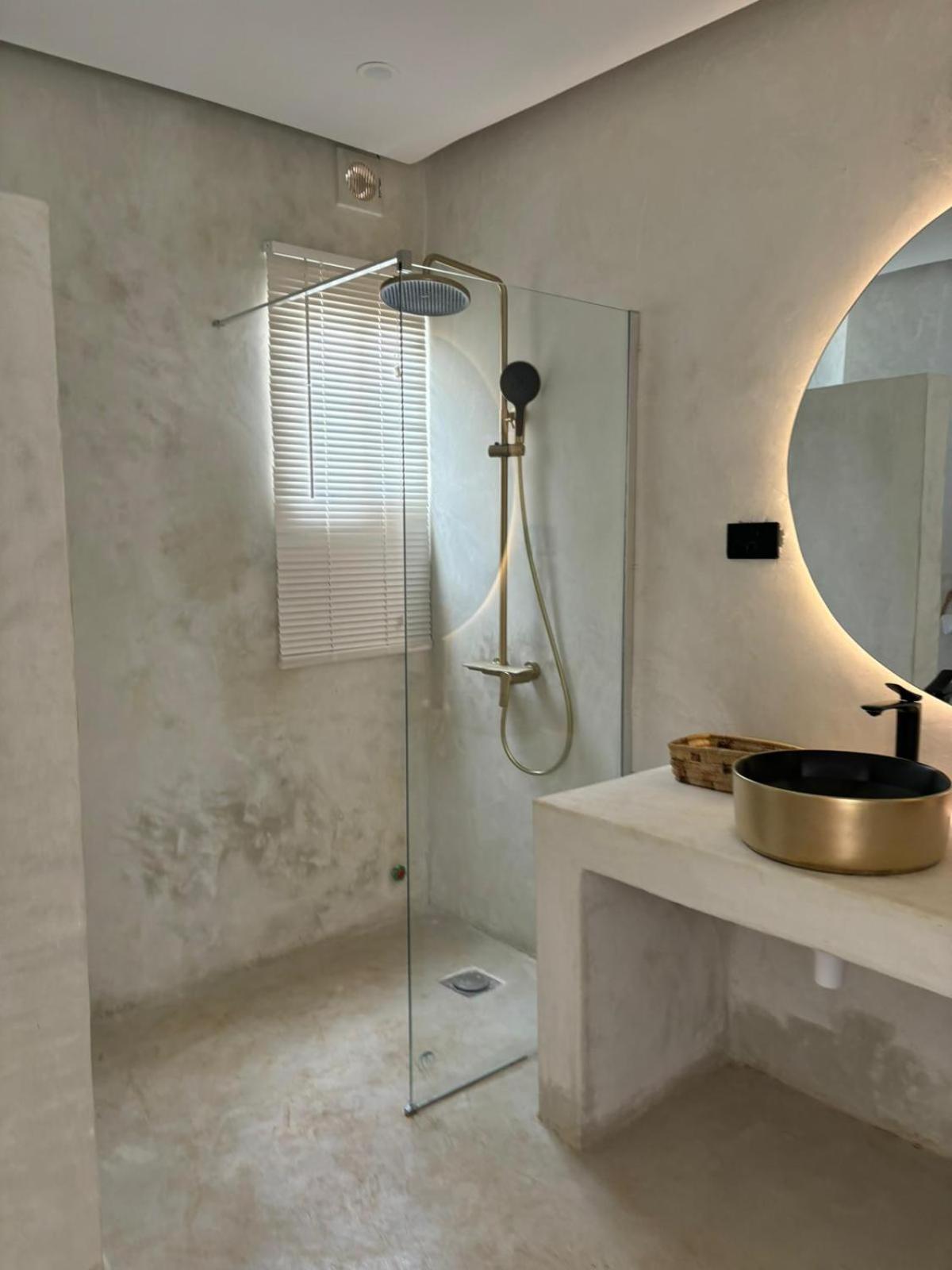 Le Saint Tropez Hotel Kidoti ภายนอก รูปภาพ